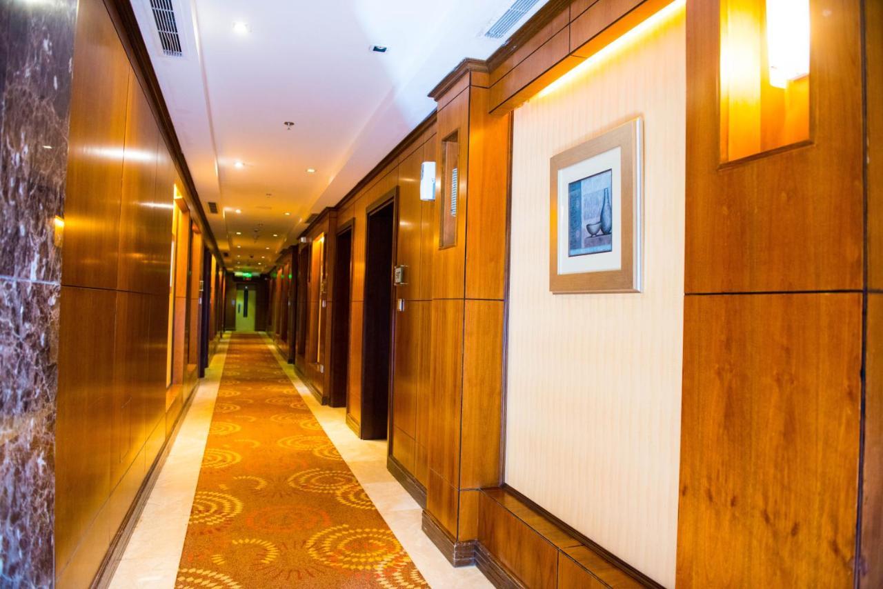 Mercure Jeddah Al Hamra Екстериор снимка
